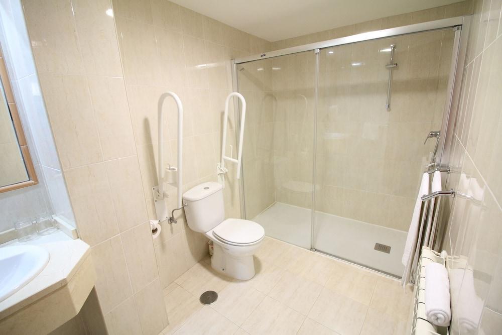 Hotel Los Templarios Ponferrada Bagian luar foto